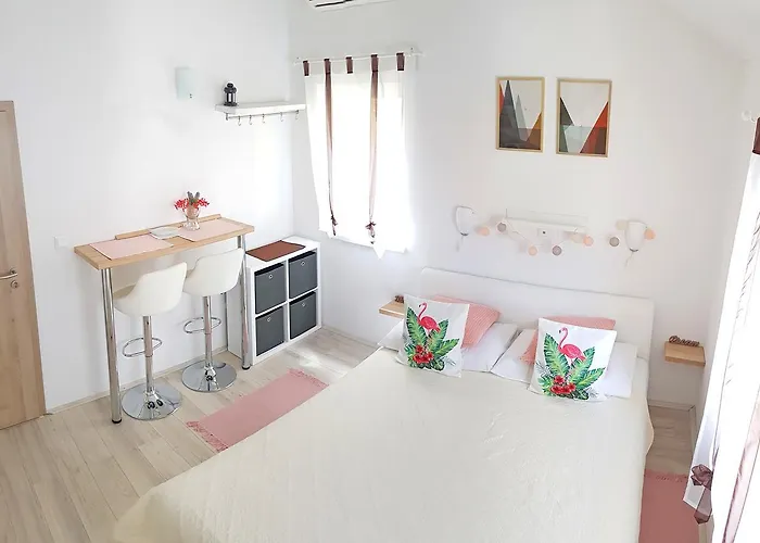 公寓 Hortenzia 赫瓦尔